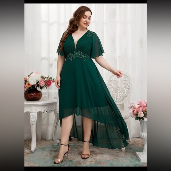 Fancy Dress chiffon hi low hem curvy - Picture 4 of 13